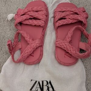 Zara Women's Sandals in Vibrant Pink